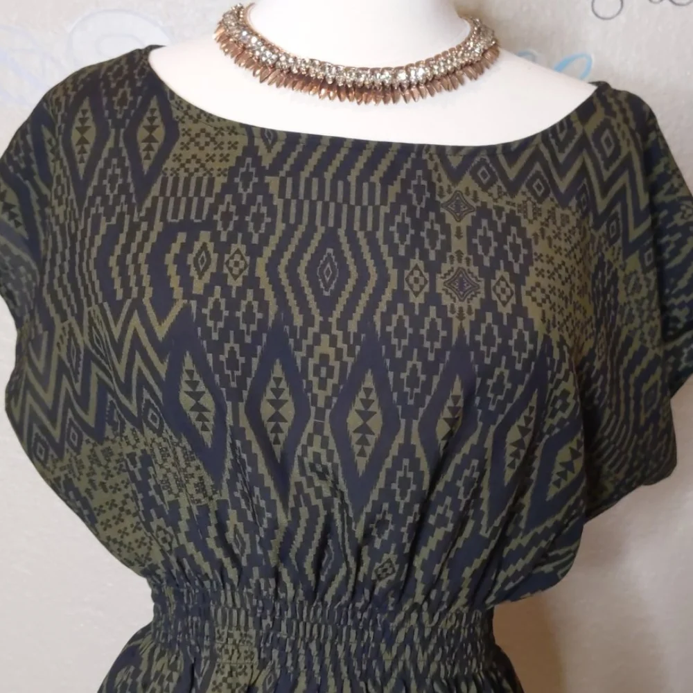 One Clothing Dress Black and Olive  Green Size Small